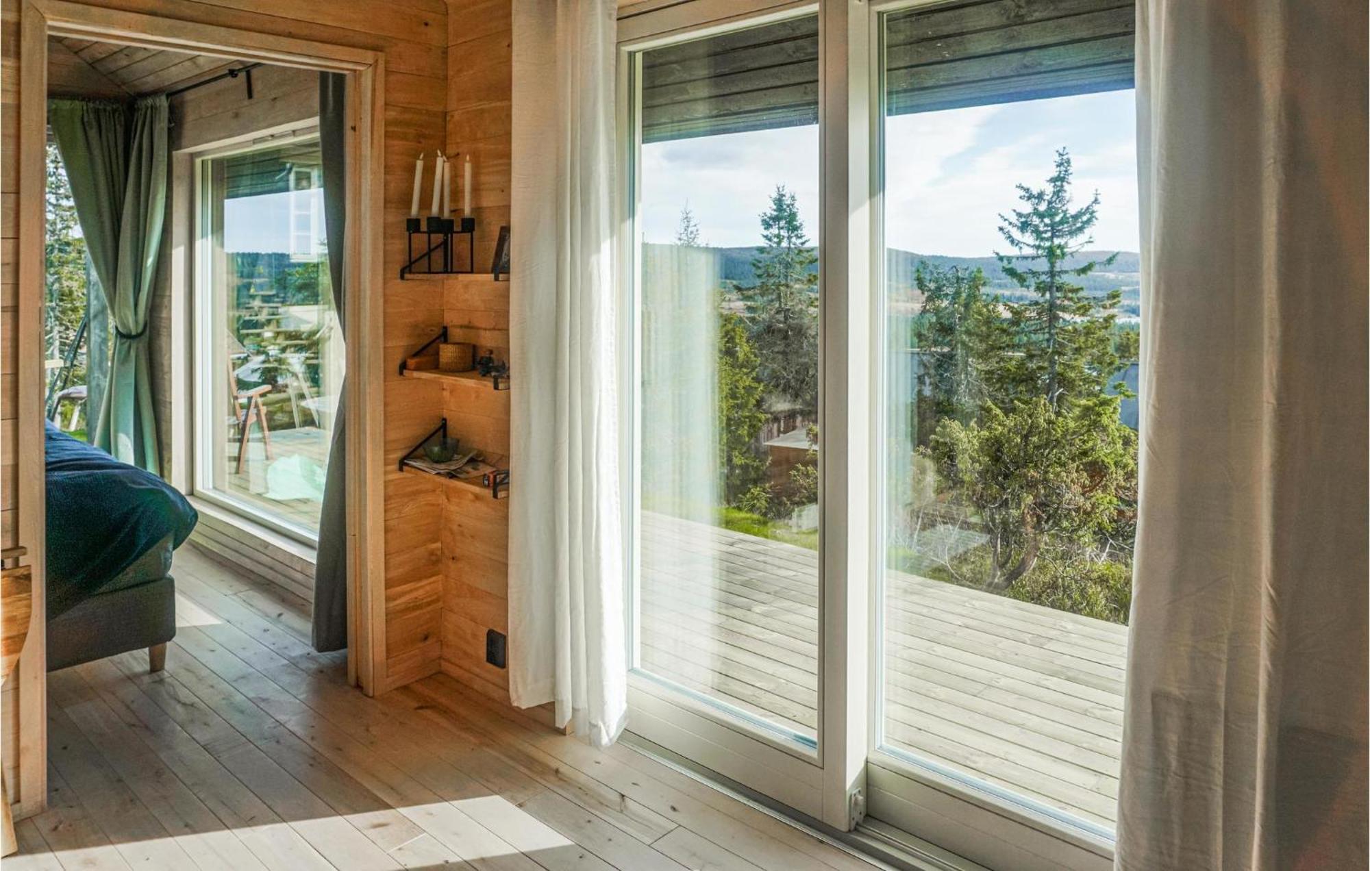 Amazing Home In Sjusjoen With Kitchen Exterior foto