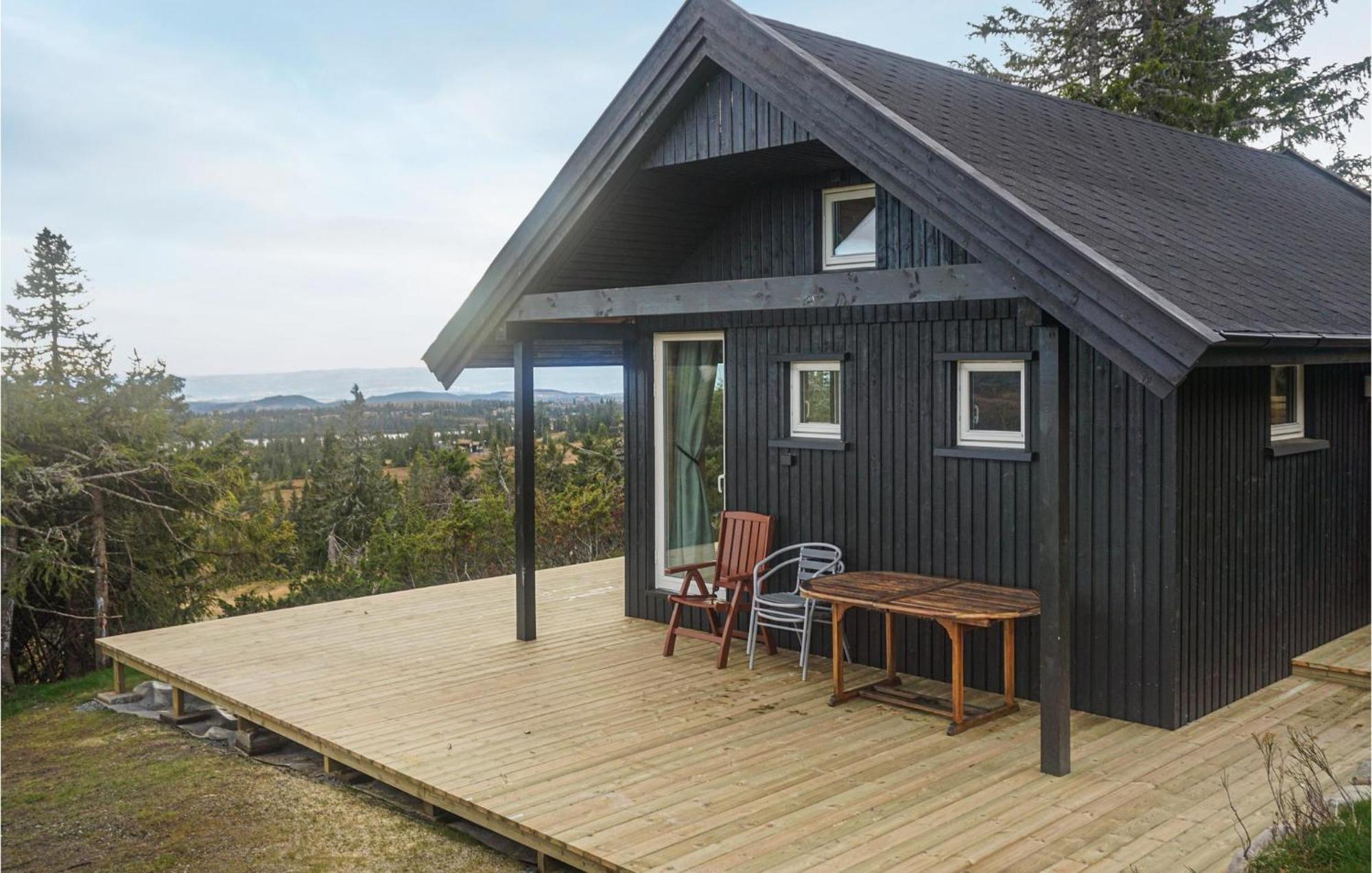 Amazing Home In Sjusjoen With Kitchen Exterior foto